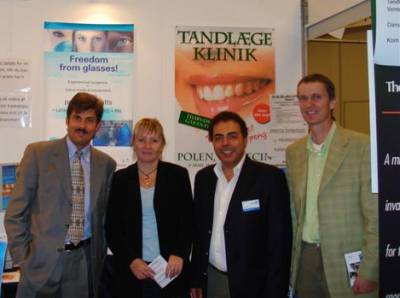 From the left: Dr Jerzy Kolasiński with Joanna El-Kher and Atef El-Kher, the representatives of the Kirurgi Rejser Company from Denmark and dr Steffena Krause from the Nordfriesland Clinic in Germany.