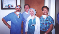 Live Surgery – Workshop, Orlando, USA, February 2001. From the left side: Dr Jerzy Kolasiński, Dr Paul M. Straub (USA), Dr Sharon A. Keene (USA), Dr E. Antonio Mangubat (USA).