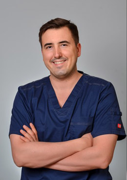 Szymon Koładz – plastic surgeon
